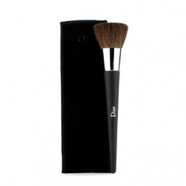 Christian Dior Backstage Brushes Professional Finish Powder Foundation Brush (Full Coverage) -